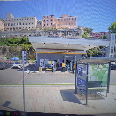 Art Deco City Center Near The Beach! Terracina Ngoại thất bức ảnh